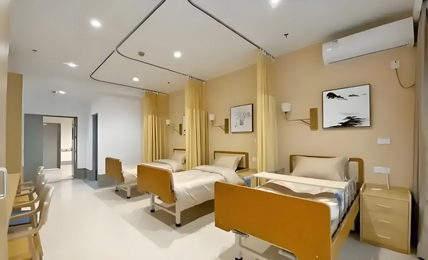 积分深圳户口费用_董璇谈2任丈夫：从没想过会和高云翔离婚，张维伊敢娶我很勇敢 与社搭建长者会连桥梁接的